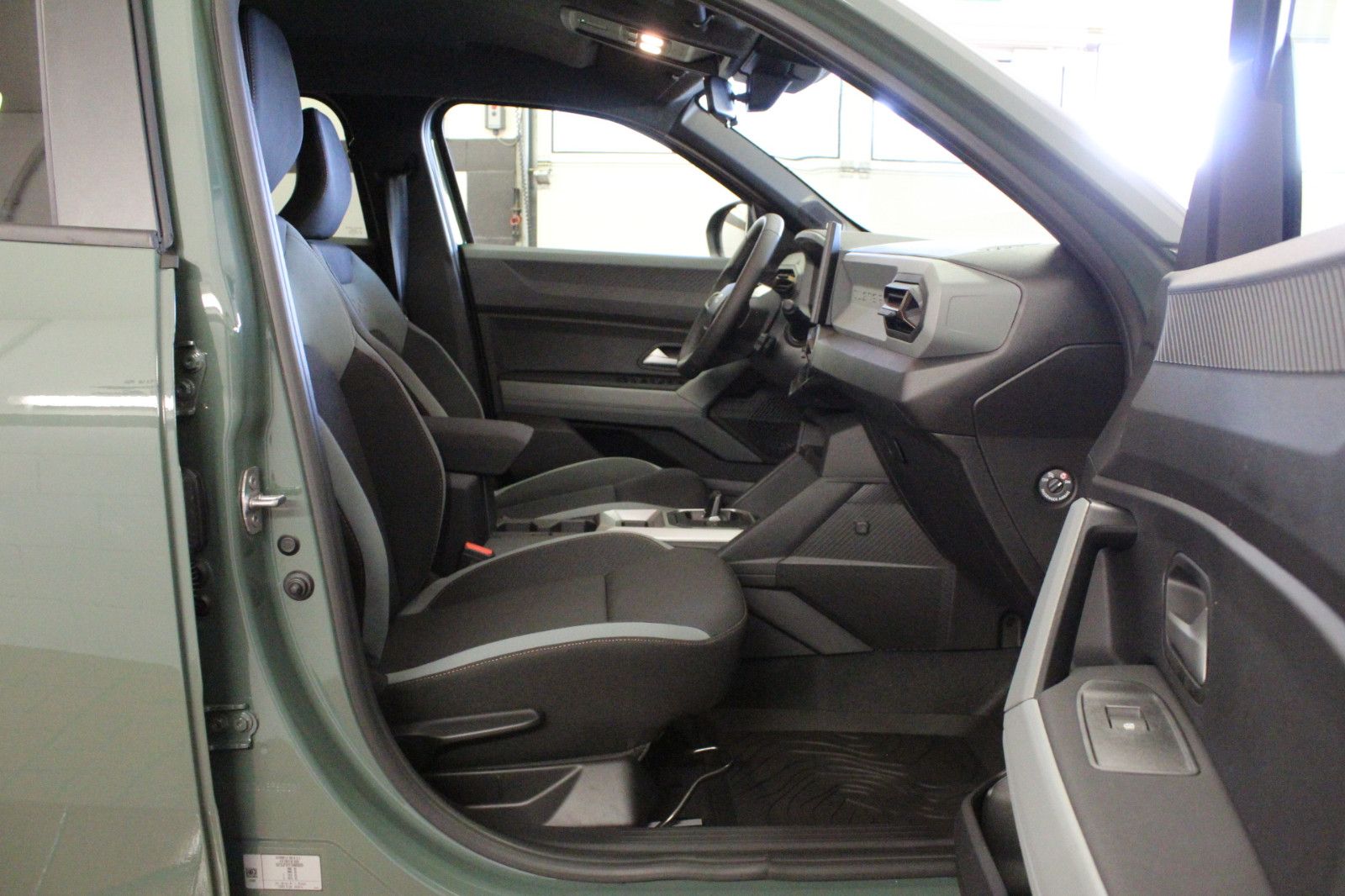 Fahrzeugabbildung Dacia Duster hybrid 155 Extreme *City-*Technik-*Winter