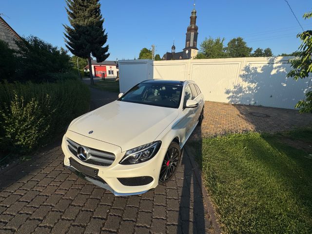 MERCEDES-BENZ C 400 4MATIC T AMG Line, AHK,SHZ,Pano,Standhzg