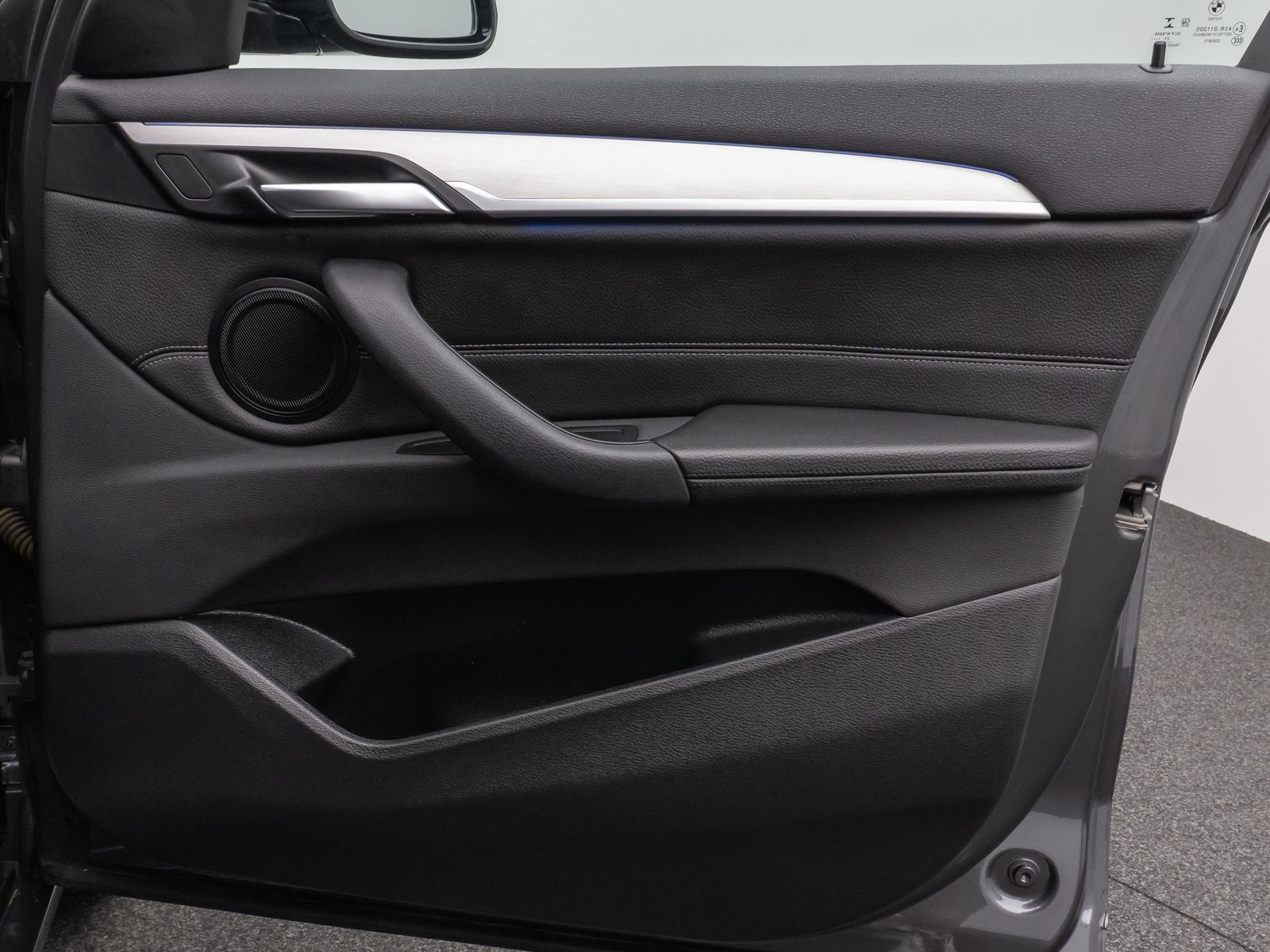 Fahrzeugabbildung BMW X1 xD20d M Sport ACC HUD DAB Panorama HiFi Leder