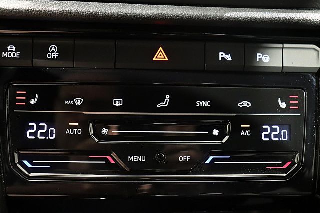 T-Roc R-Line 1.5 TSI DSG ActiveInfo EasyOpen Kam
