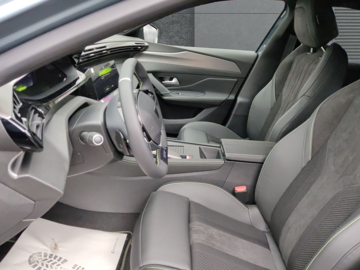 Peugeot 308 - Bild 8