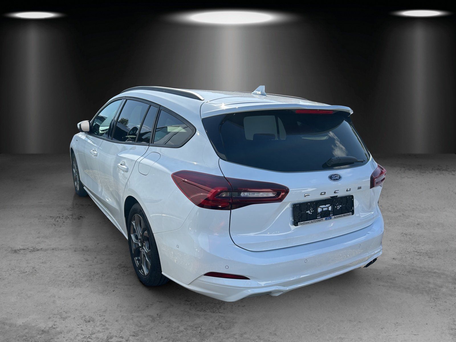 Fahrzeugabbildung Ford Focus Turnier 1,0 Ecoboost ST-Line