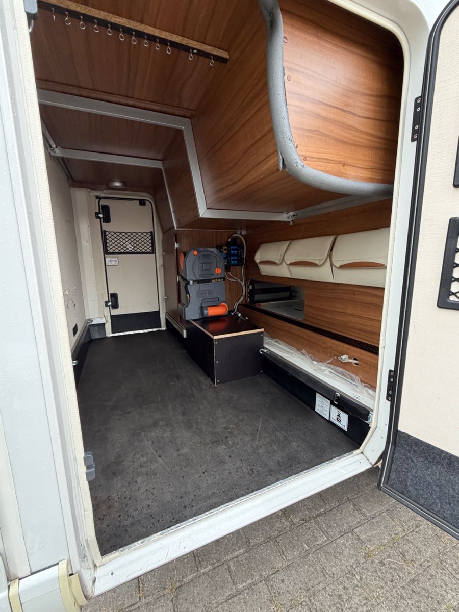 Fahrzeugabbildung HYMER / ERIBA / HYMERCAR B-Klasse 534 DL