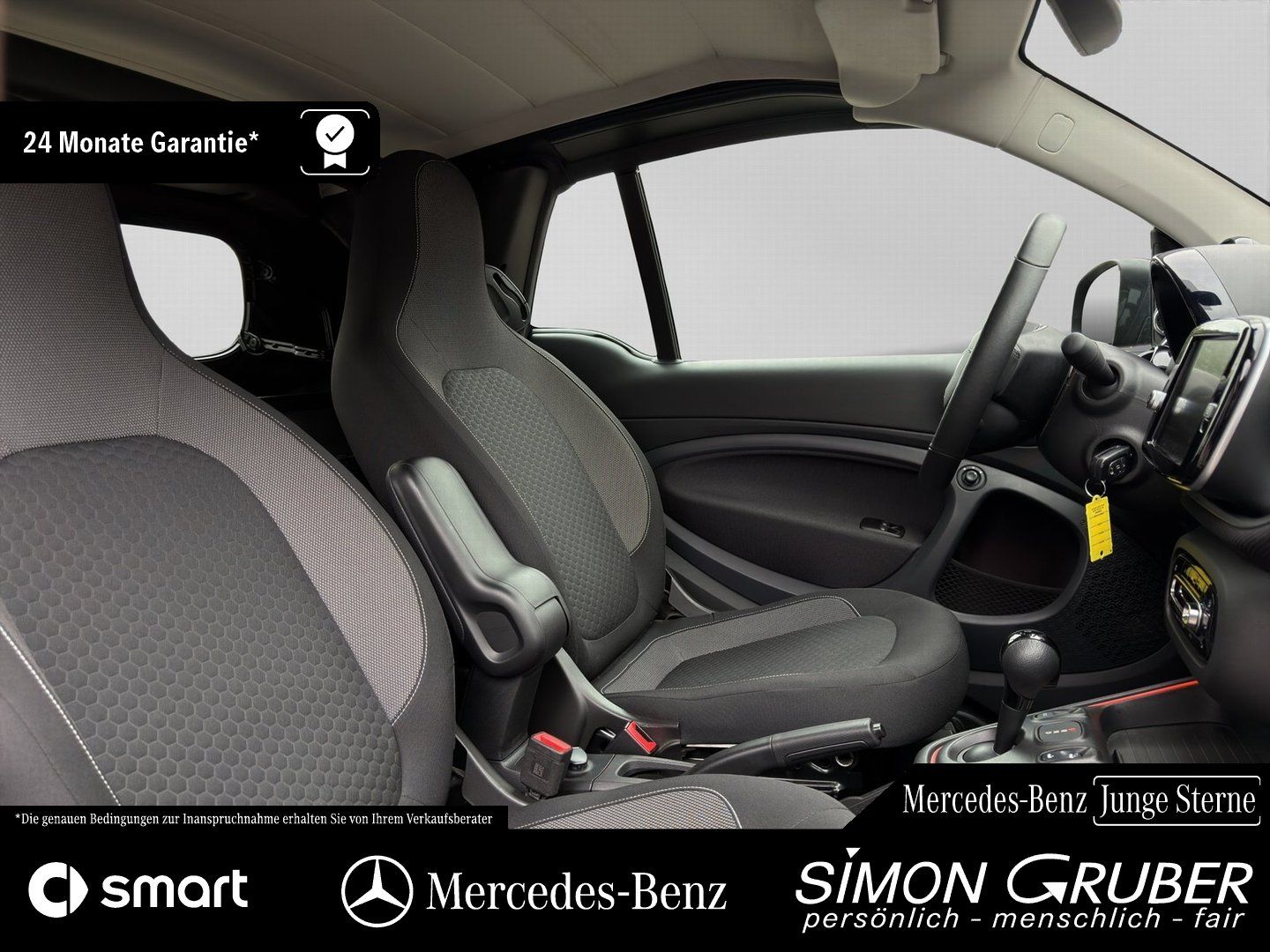 Fahrzeugabbildung Smart fortwo Cabrio EQ Exclusive JBL Winter 22KW