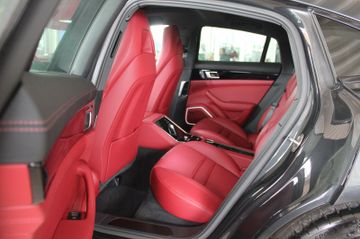 Porsche Panamera - 11