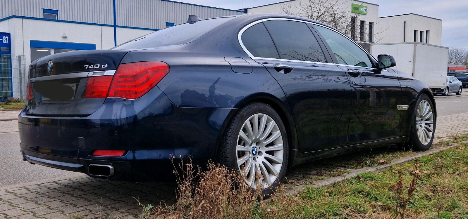BMW 740