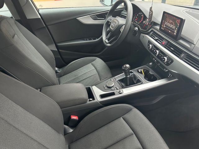 Fahrzeugabbildung Audi A4 Avant +Navi+Xenon+PDC+SHZ+LM Allwetter+BT
