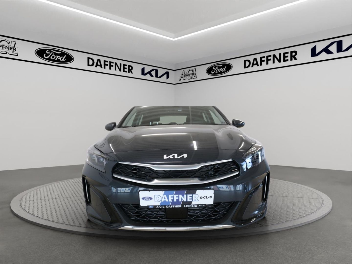 Fahrzeugabbildung Kia XCeed Vision 1.5 Kamera PDC Navi LED Tempomat