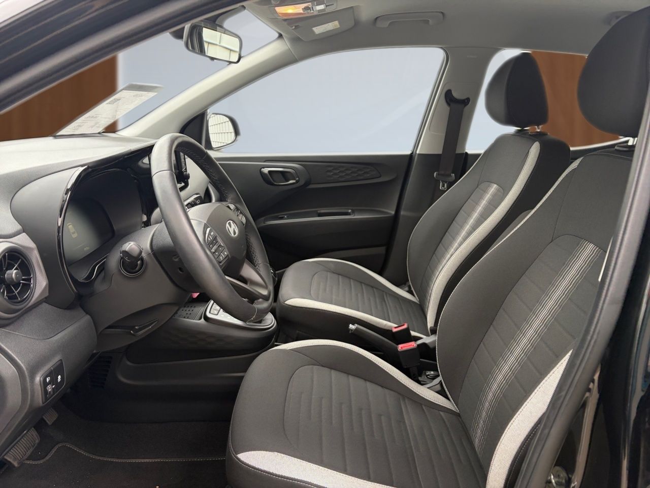 Fahrzeugabbildung Hyundai i10 TREND *AUTOMATIK*KLIMAA*SHZ*LHZ*NAVI*