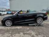 Audi A3 Cabriolet quattro S line Sportpaket - Audi A3 mit Diesel-Antrieb: Sportpaket