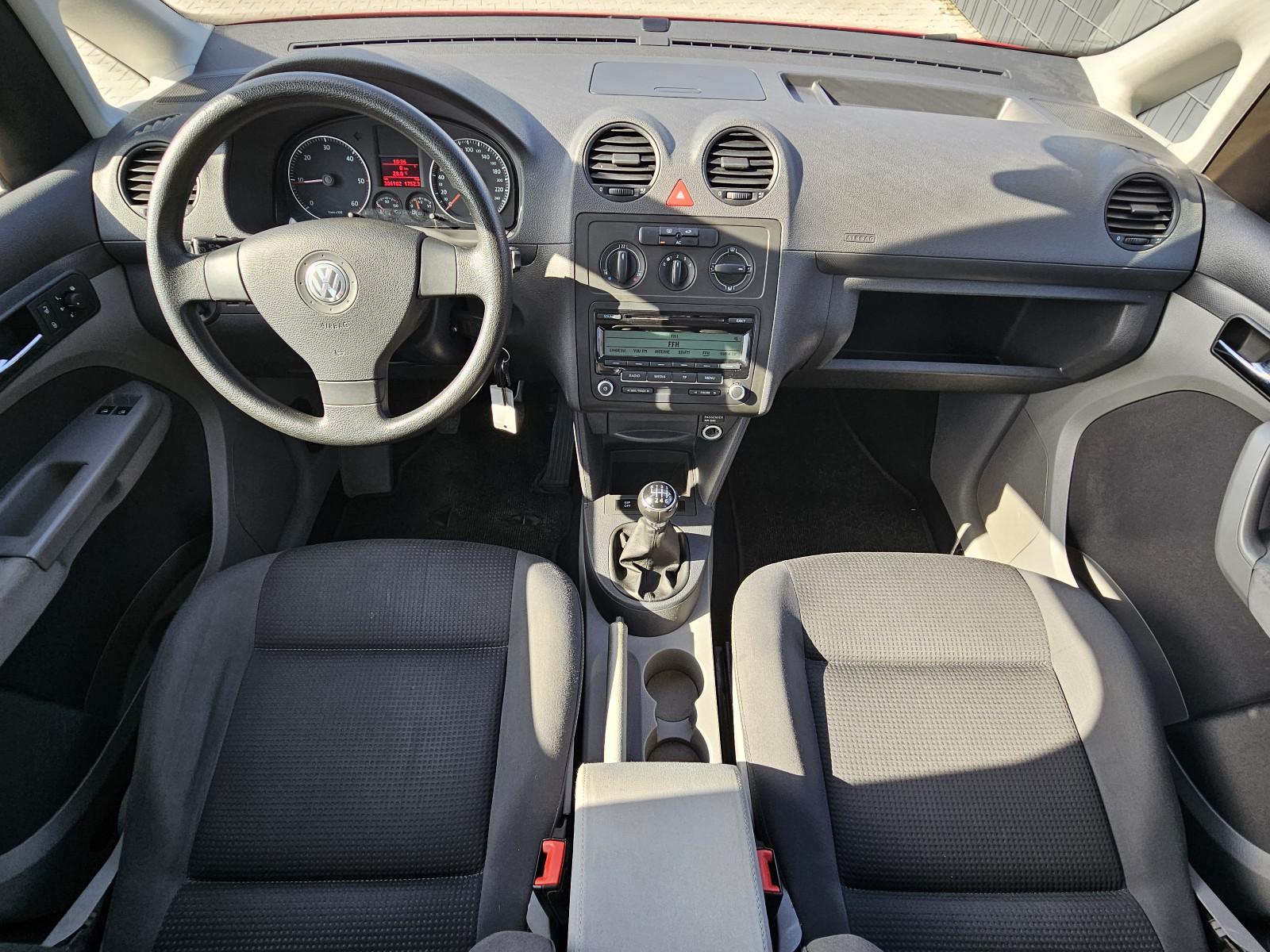 Volkswagen Caddy Maxi 2.0 TDI Life Team 7-SITZER PDC AHK