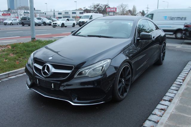 Mercedes-Benz E 350 Coupe /AMG Sytling /Navi/SHZ/PDC/Sportaus.