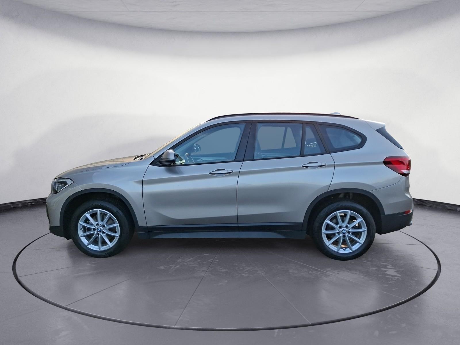 BMW X1 sDrive18i Advantage Klimaaut. AHK PDC