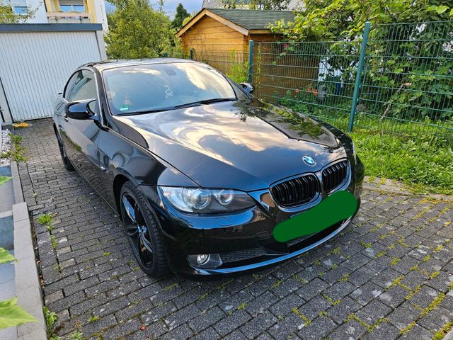 BMW 325i E93