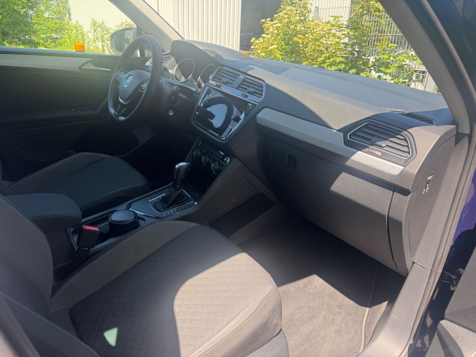 Fahrzeugabbildung Volkswagen Tiguan Comfortline LED+Navi+Kamera+ACC