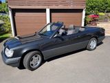 Mercedes-Benz E 200 E 200 - Mercedes-Benz E-Class aus 1995