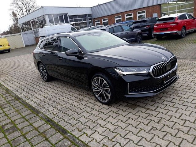 Fahrzeugabbildung Skoda Superb Combi L&K 1.5TSI iV AHK Matrix Leder 360°