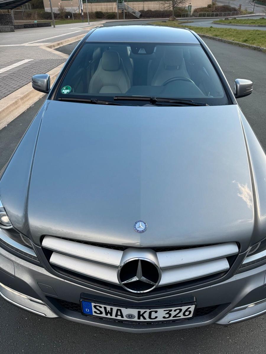 Mercedes-Benz C 220