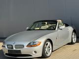 BMW Z4 2.5i *CABRIO*SPORT*LEDER*SHZ*ZV*ALU18" - BMW Z4 aus 2003: 2.5