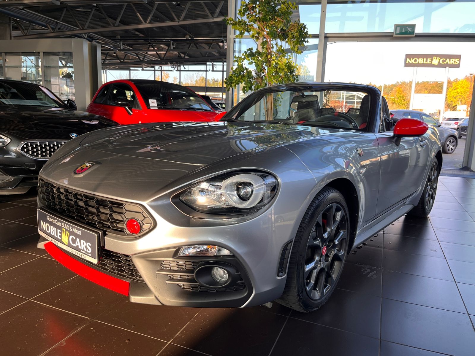 Fahrzeugabbildung Abarth 124 Spider  BOSE LEDER ALU