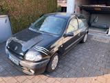Renault Clio 1.4 RT - Renault Clio Rt mit Benzin-Antrieb