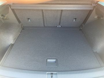 Volkswagen Tiguan - 9