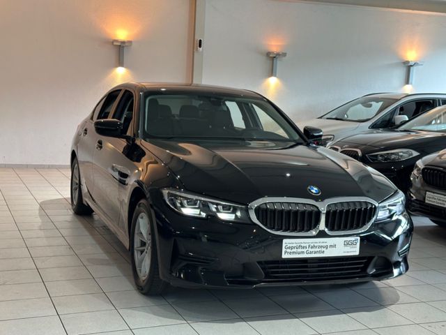 BMW 320 Limousine d Advantage*Navi*Led*AppleCarp.*