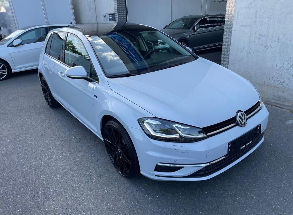 Image of Volkswagen Golf