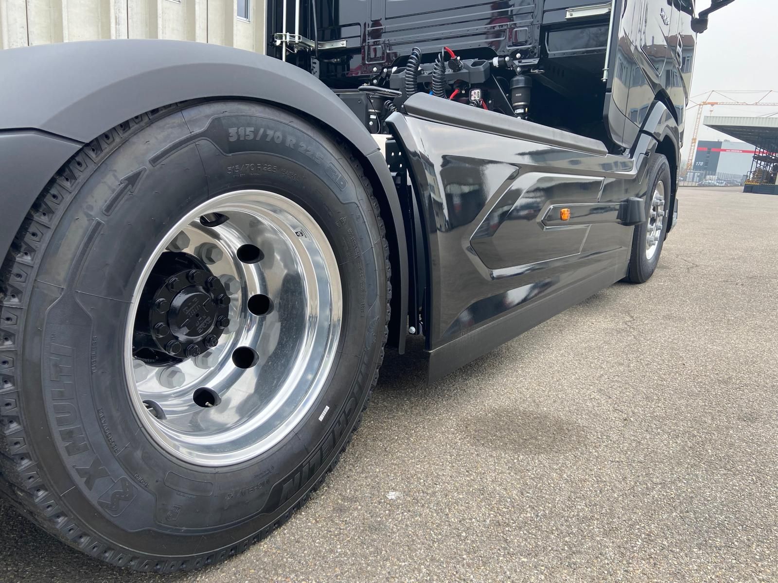 Fahrzeugabbildung DAF DAF XG  530 FT Edition Black