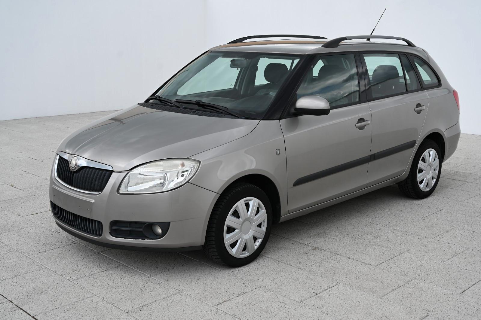 Skoda Fabia 1.4 16V 63KW Ambiente 2/2009