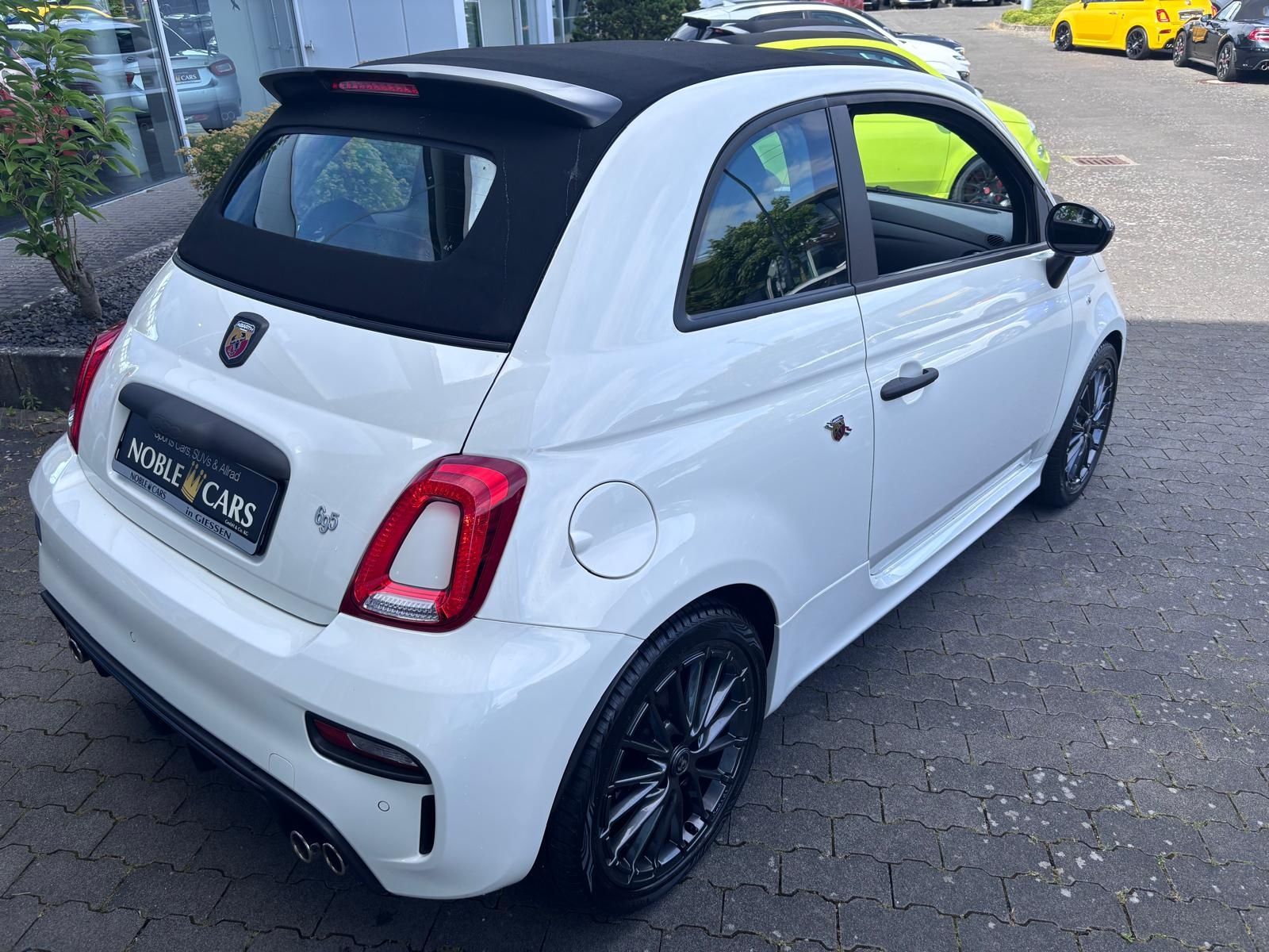 Fahrzeugabbildung Abarth 695C BEATS NAVI ALU
