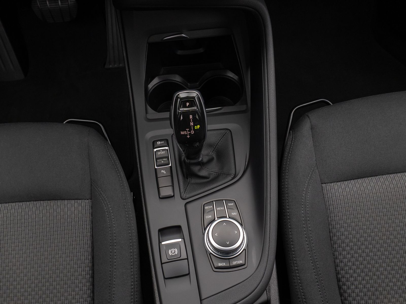 Fahrzeugabbildung BMW X1 sD18i DAB Navi Parkassist Geschwindigkeitsreg