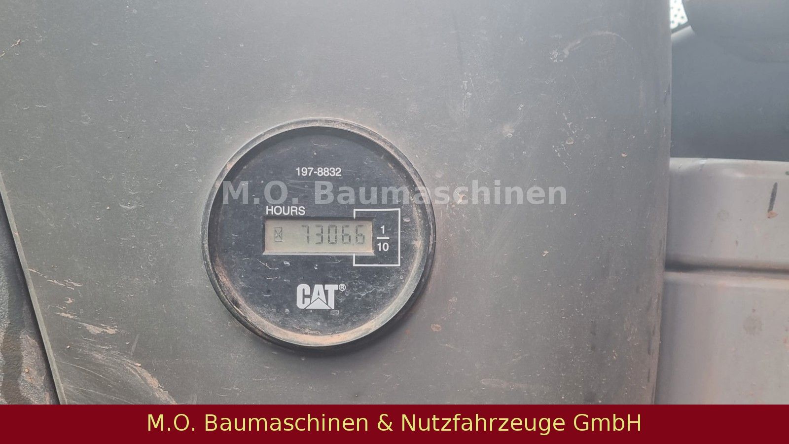 Fahrzeugabbildung CAT M 318 D  / SW /Hammerline / VSA / AC /