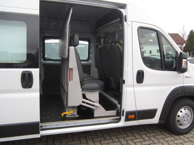 Fiat Ducato 7 SITZER  mit   Verschiebbare Sitzbank