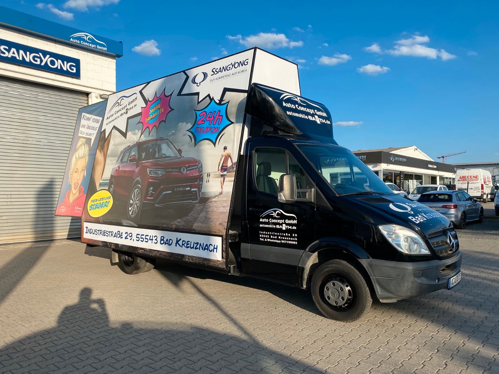 Fahrzeugabbildung Mercedes-Benz Sprinter Werbebanner mit Ihrer Werbung