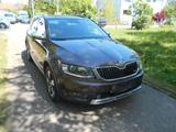 Skoda Octavia Combi Scout 4x4 - Skoda: Combi Scout