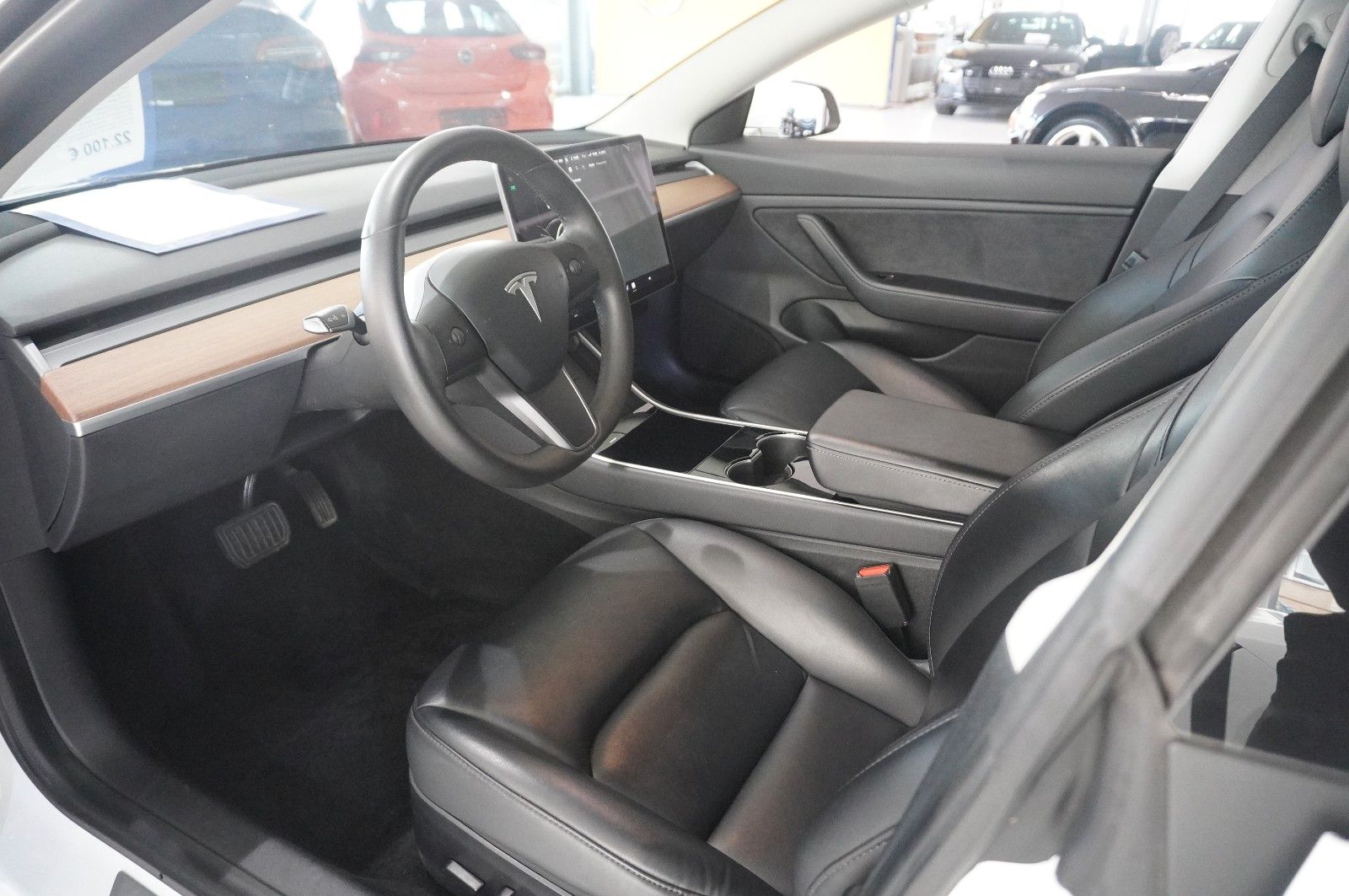 Fahrzeugabbildung Tesla Model 3 LONGRANGE DUAL-MOTOR NAVI/KAMERA/SH/PANO