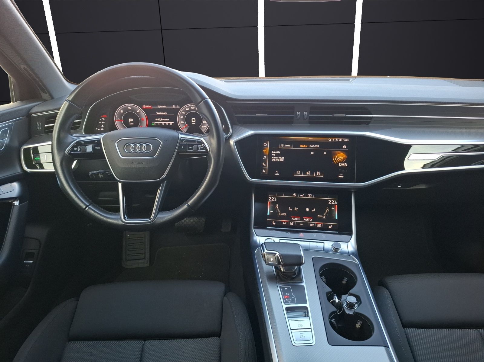 Fahrzeugabbildung Audi A6 Avant 40 TDI sport quattro S-tronic LED Navi