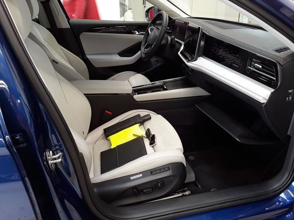 Volkswagen Passat - Bild 6