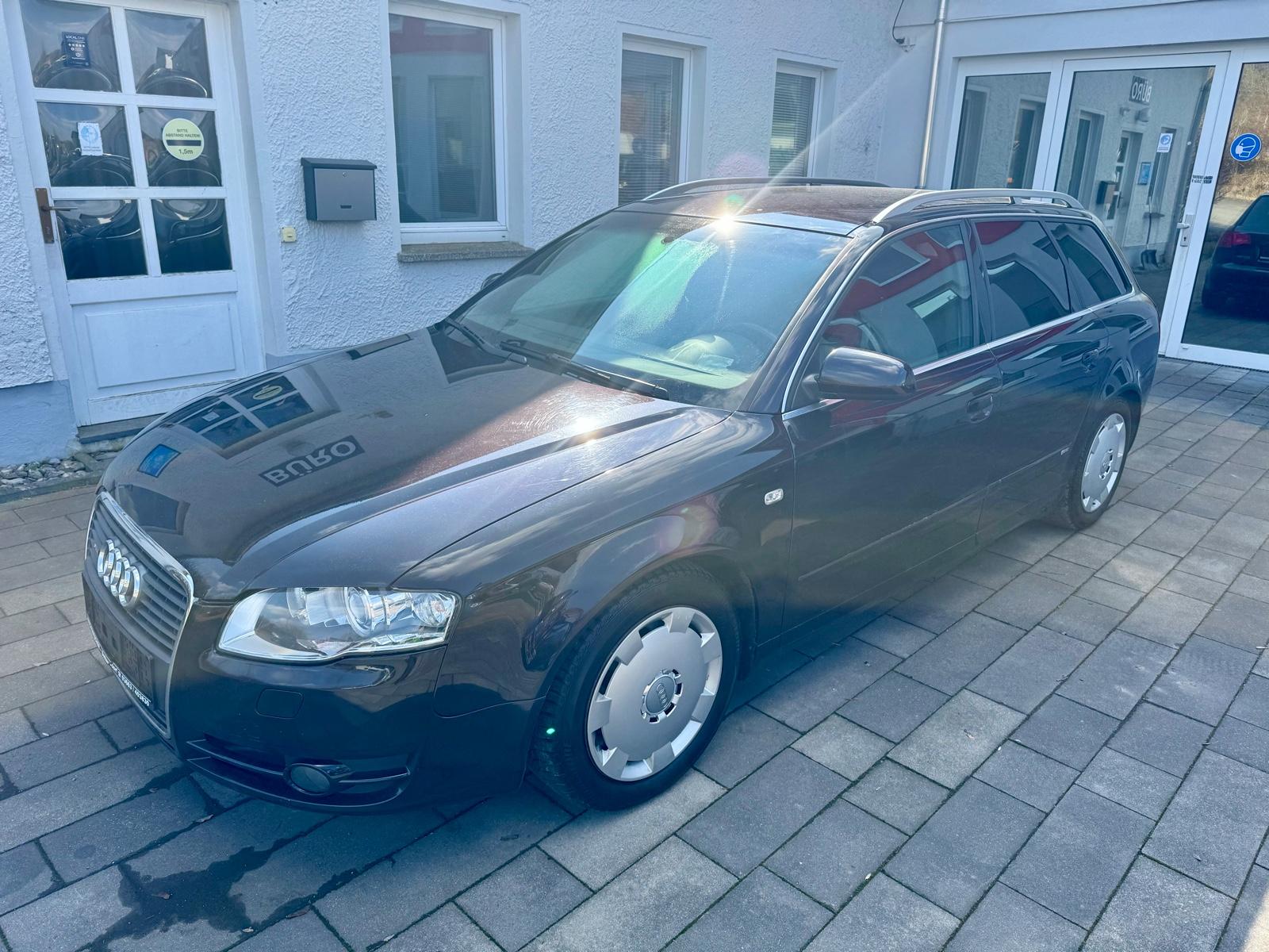 Audi A4 Avant 2.0 TDI 1.Hand Sline Leder Xenon Tüv