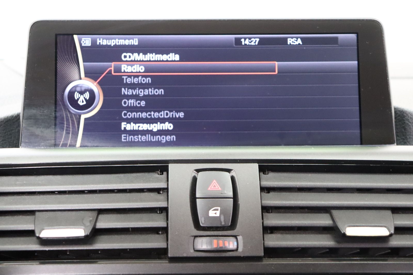 Fahrzeugabbildung BMW 118 d Sport-line * Bi-Xenon * PDC * Tempomat