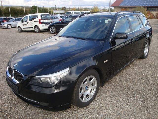 BMW 523i Touring *Navi/Xenon/AHK/PDC*