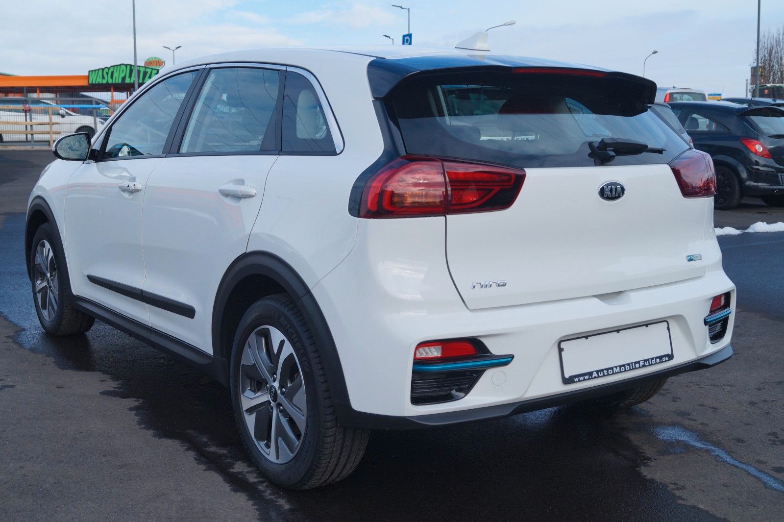 Fahrzeugabbildung Kia Niro 64kwH/150kw/SOH 97%/Wä.Pumpe