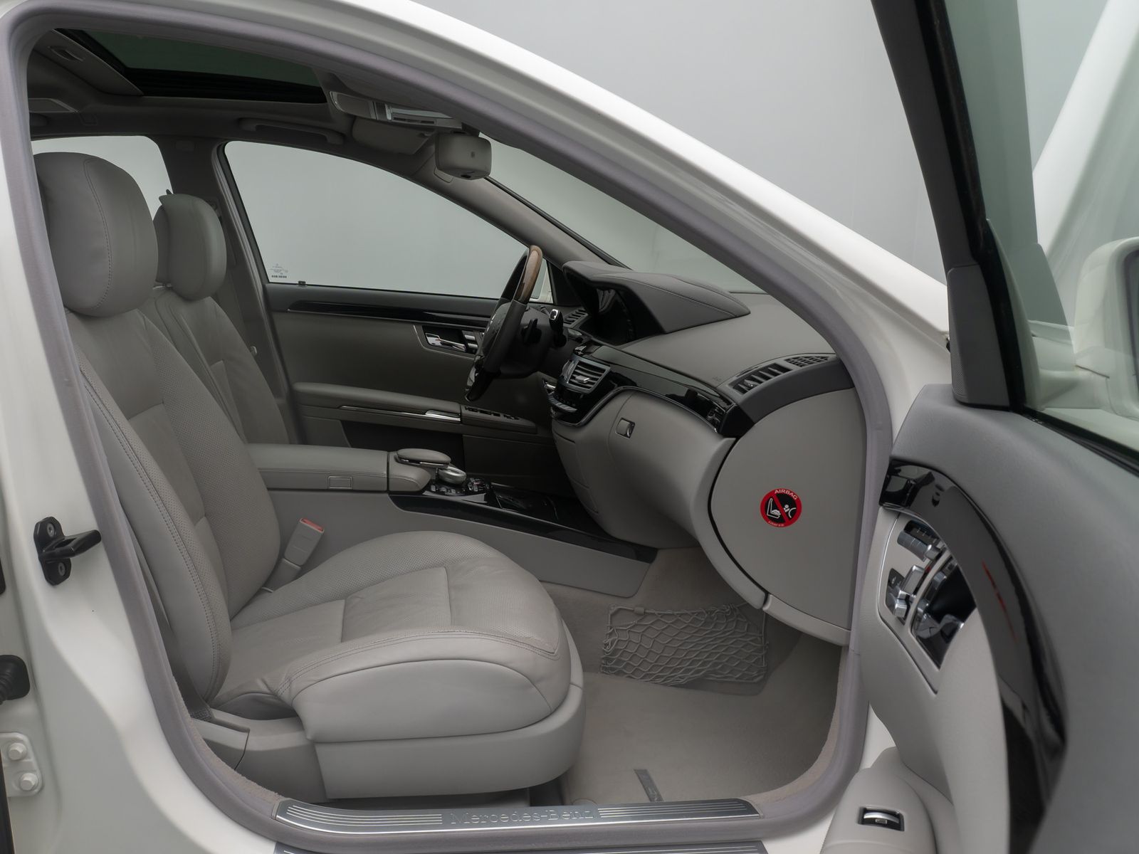 Fahrzeugabbildung Mercedes-Benz S 500 4MATIC AMG-Line Kamera Massage HiFi 19Zoll