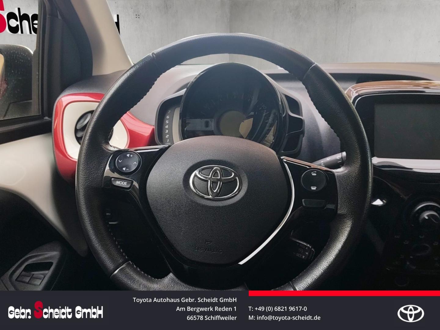 Toyota Aygo X-Pose Faltdach Rückfahrkamera Klimaanlage 