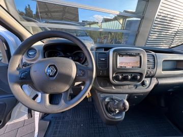 Renault Trafic - 11