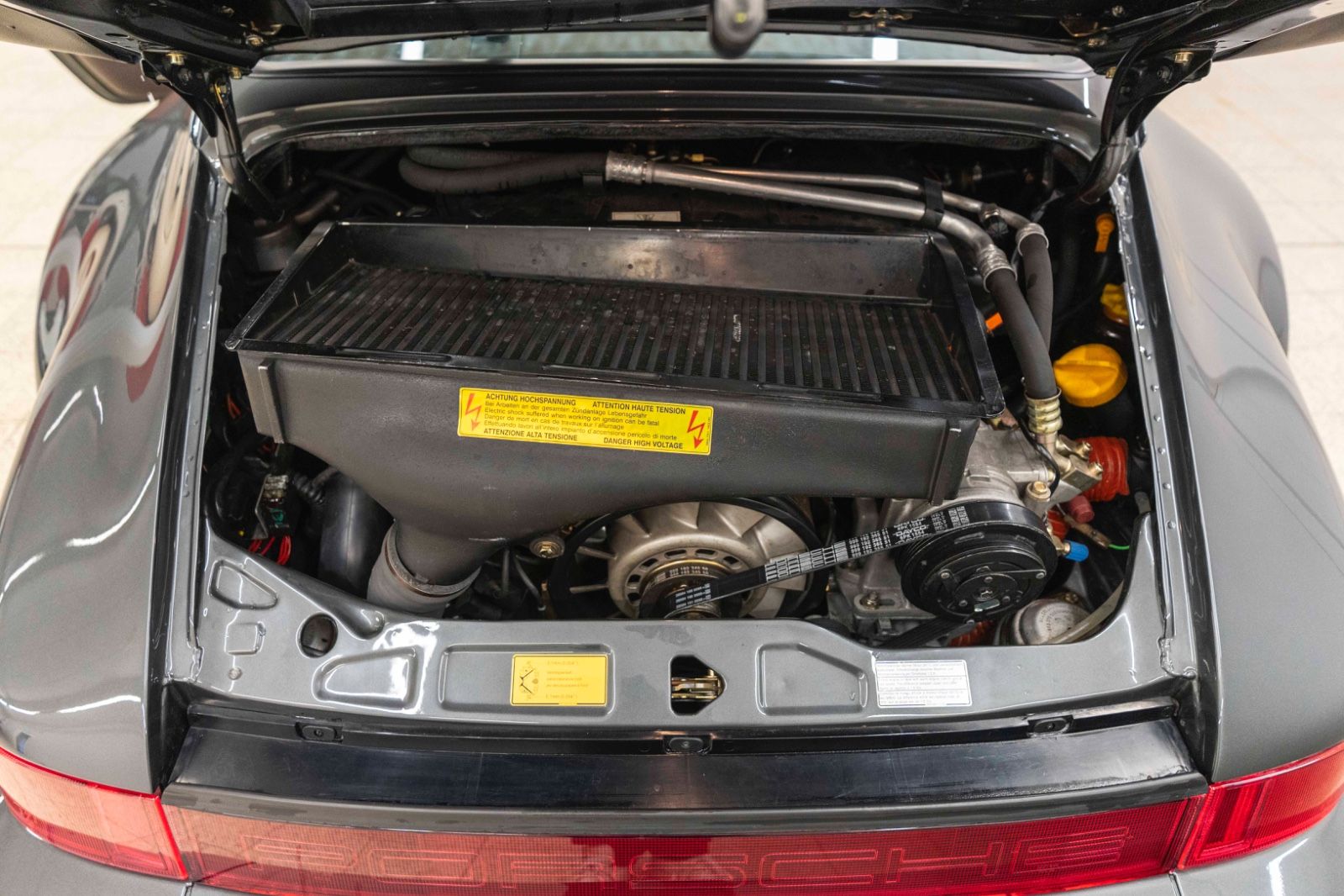 Fahrzeugabbildung Porsche 964 TURBO COUPE TOPZUSTAND REVIDIERT GUT. 1-