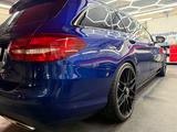 Mercedes-Benz C 300 Autom/360/H&R/20/HeadUp/ Voll/U21/Sitzklim - München Auto gebraucht