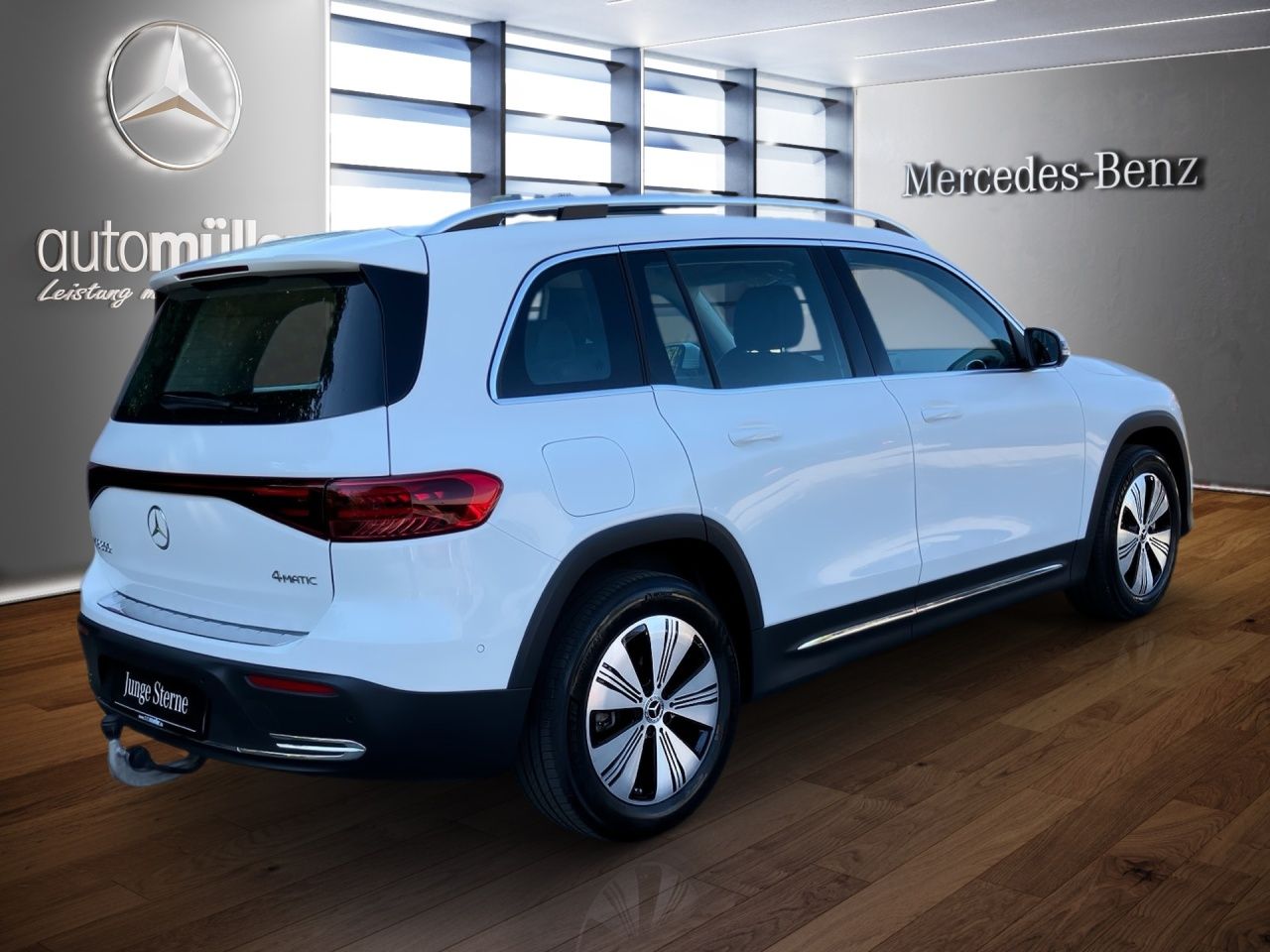 Fahrzeugabbildung Mercedes-Benz EQB 300 4M BONUS+AHK+360°+LENKRADHEIZ+FAHRASSIST