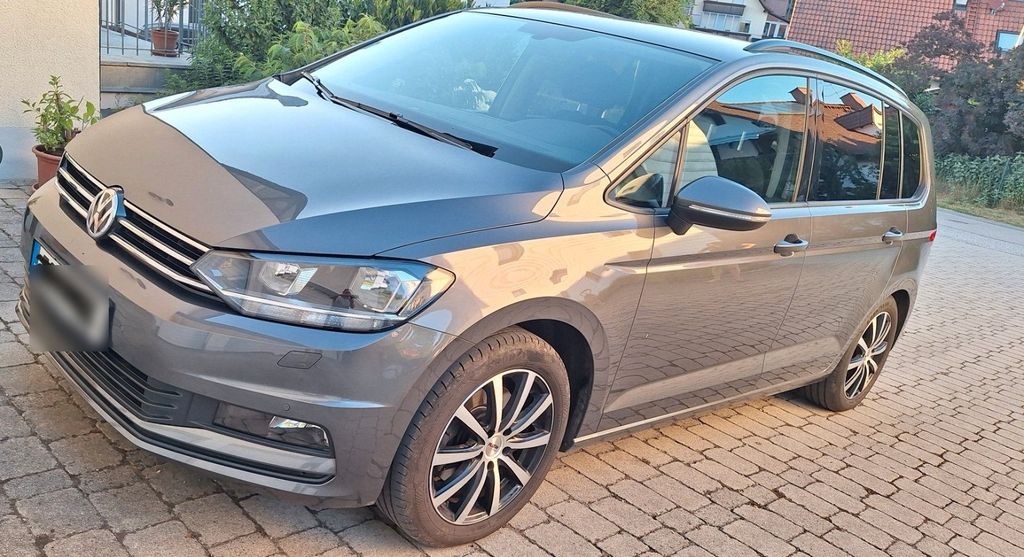 Image of Volkswagen Touran